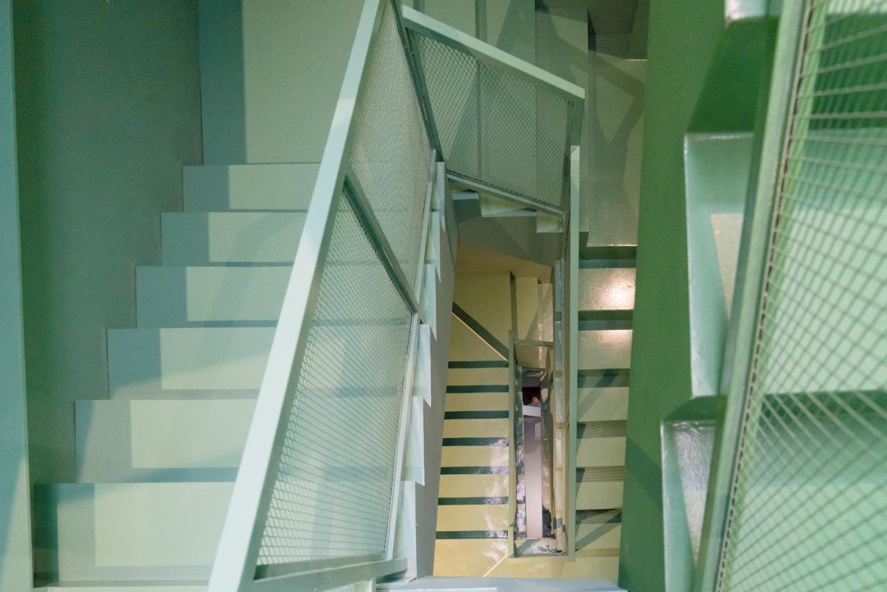 Хостел Temmu Co-Living Бандунг Экстерьер фото