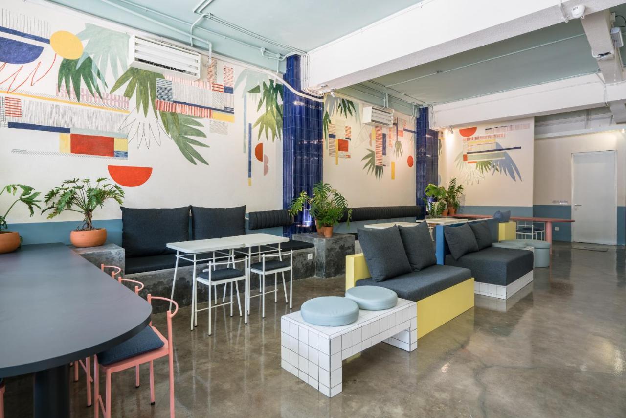 Хостел Temmu Co-Living Бандунг Экстерьер фото